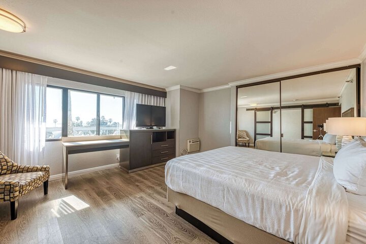 Room 84 of 150