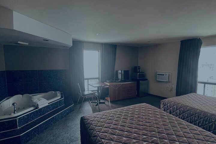 Falcon Motel Brossard
