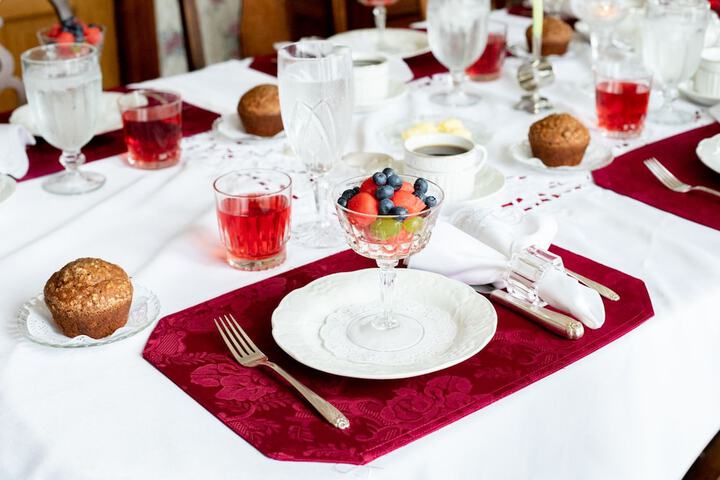 Breakfast/Coffee Service 18 of 19