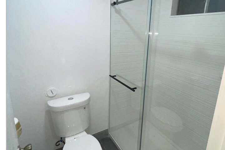 Room 16 of 20
