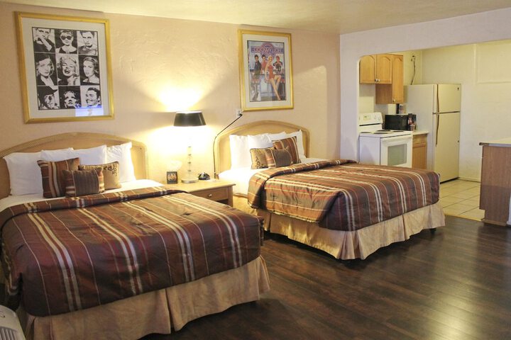 Room 44 of 51