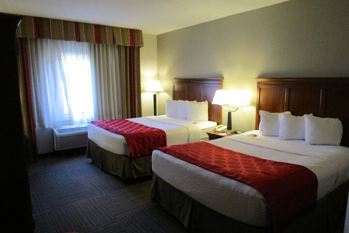 Room 21 of 76