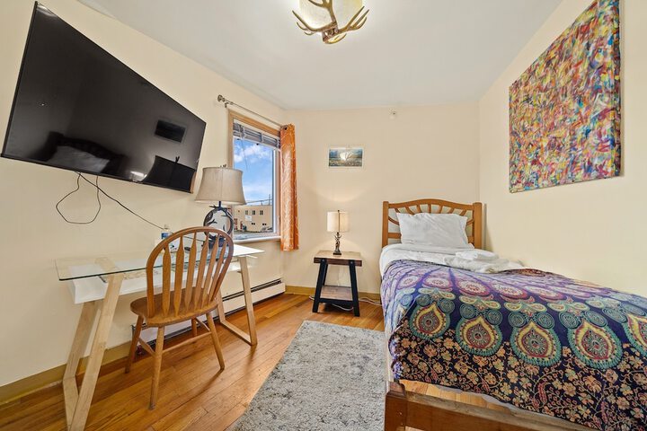 Room 20 of 38