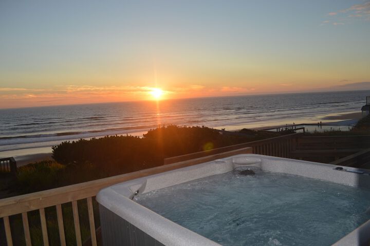 Hot Tub 50 of 56