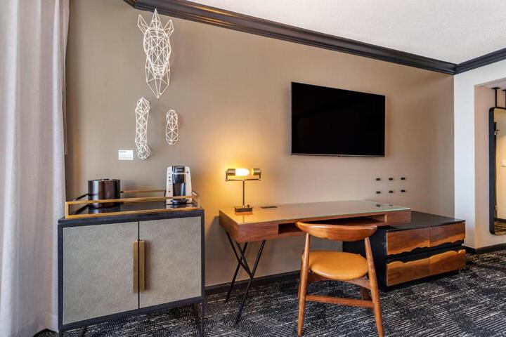 Omni Austin Hotel Downtown