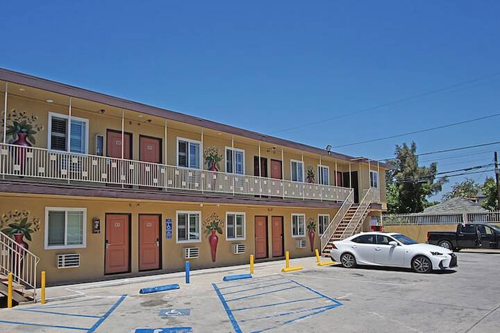 Hotel 5 of 29