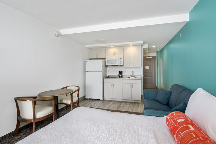 Room 30 of 71