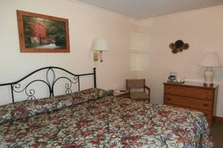 Riverbend Lodging