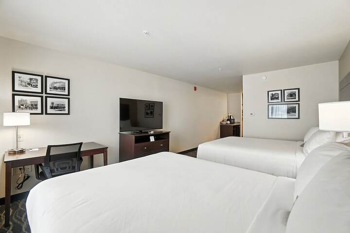 Cobblestone Hotel & Suites-Bellefontaine