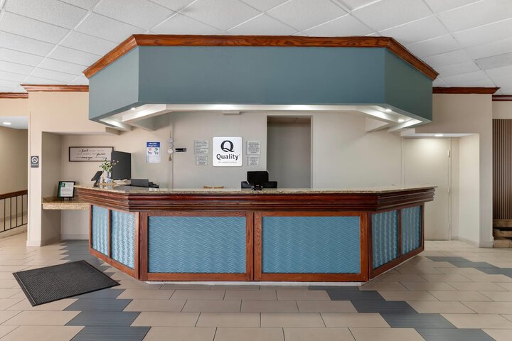 Quality Inn & Suites Kansas City - Independence I-70 East