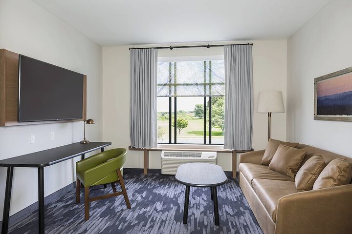 Fairfield Inn & Suites by Marriott Minneapolis North / Blaine