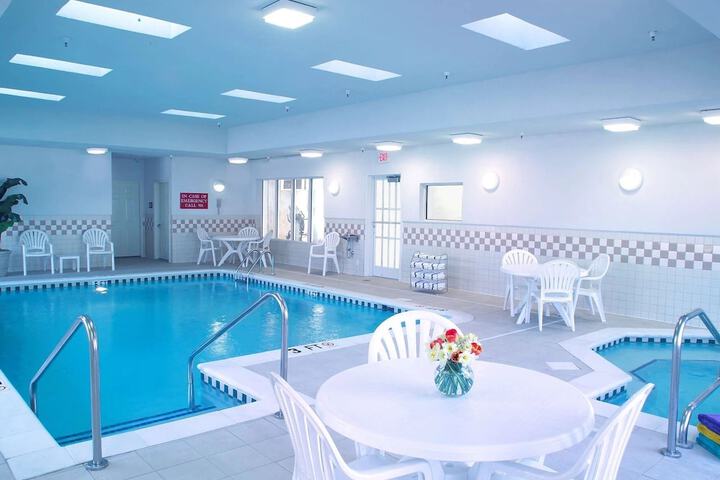 Pool 8 of 39