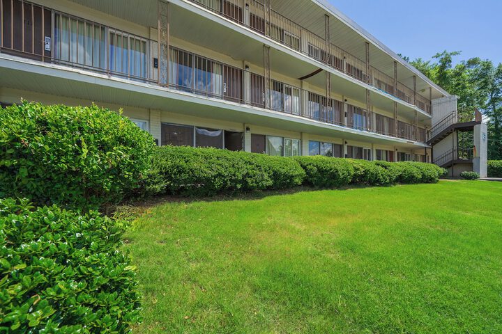 Hotel 5 of 42