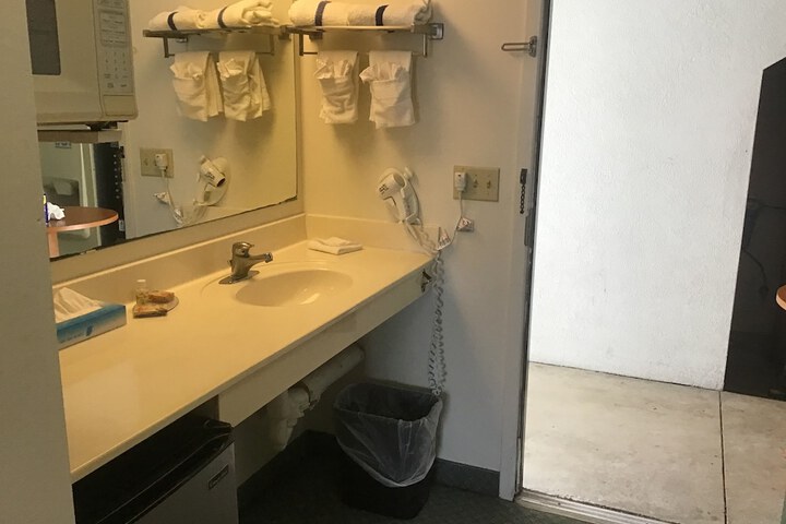 Room 22 of 45