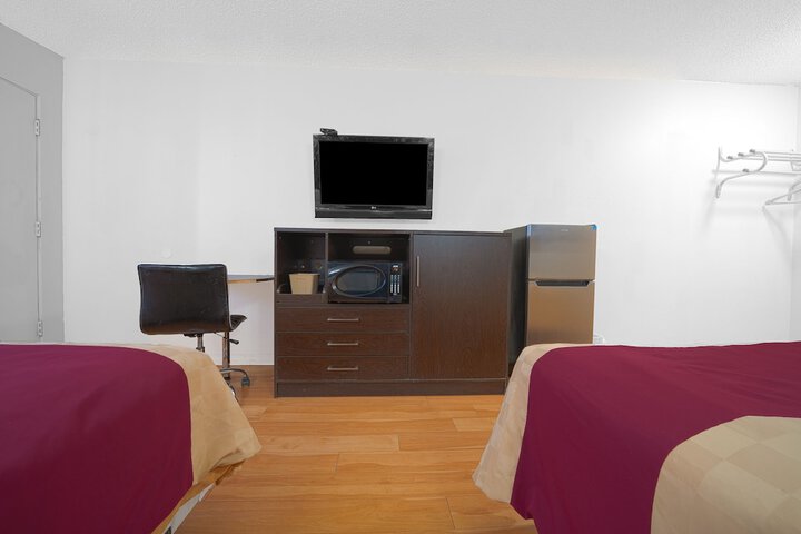 Room 15 of 30