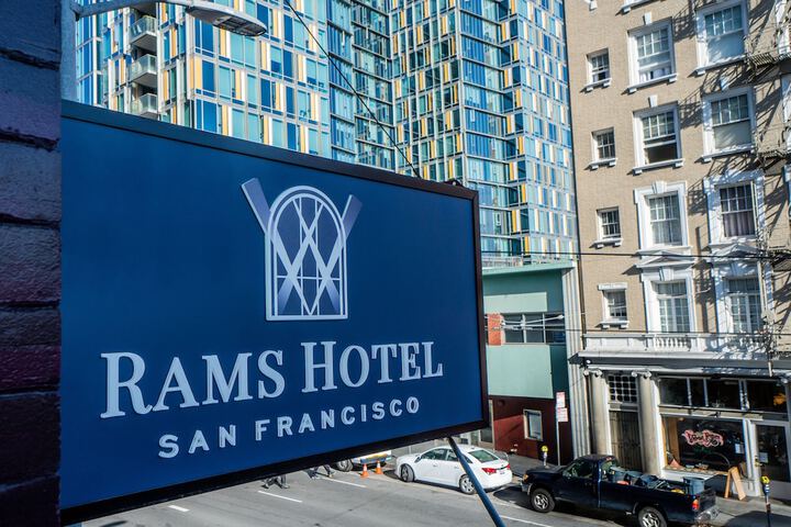 Hotel 6 of 115