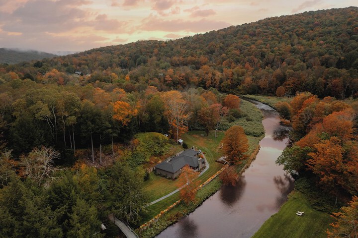 Antrim Streamside