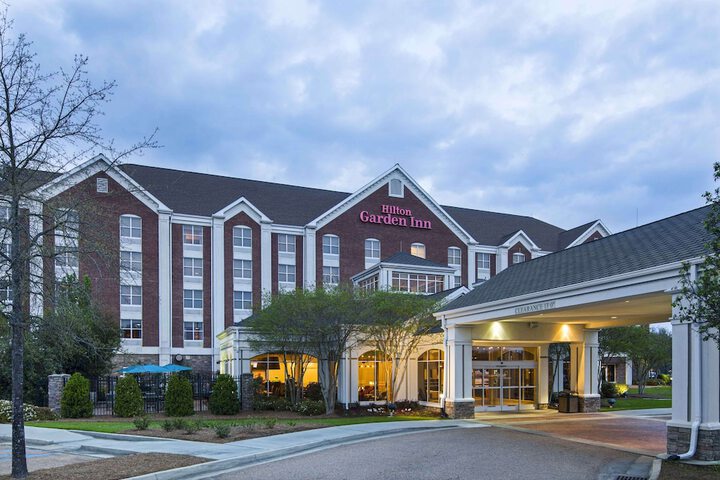 Hotel 4 of 53