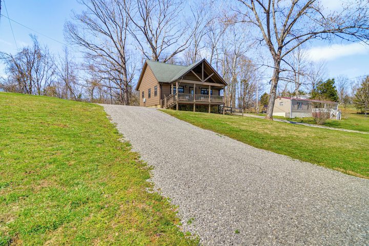 Modern Cabin w / Grill Near Golf & Bass Fishing!