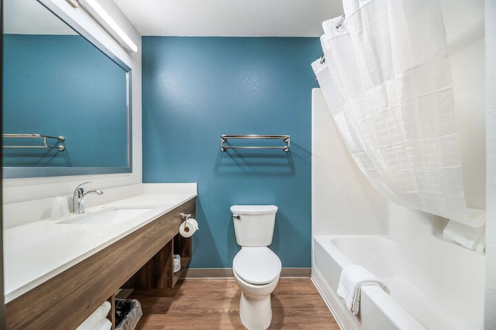 Room 14 of 22