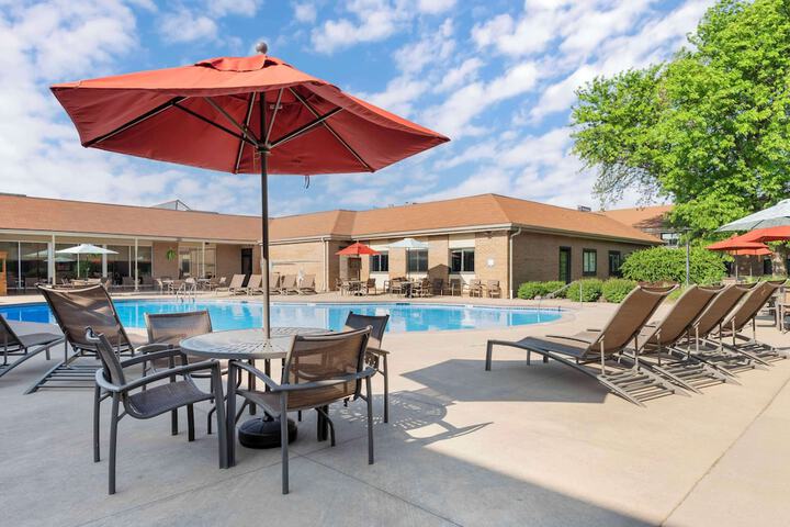Pool 7 of 73