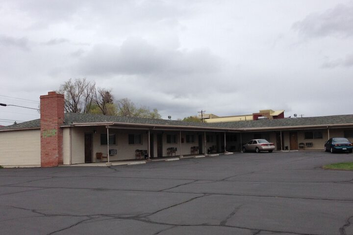 The Hub Motel