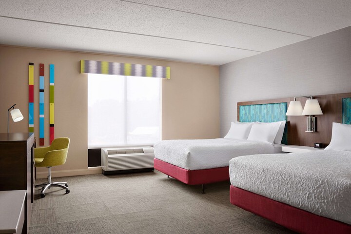 Room 10 of 26