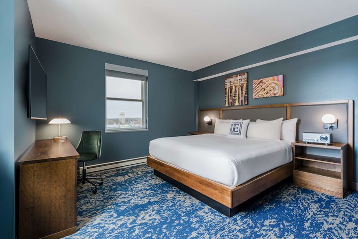 Room 10 of 54