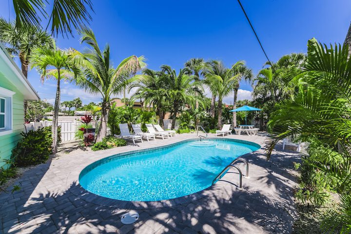 Tropical Breeze Resort