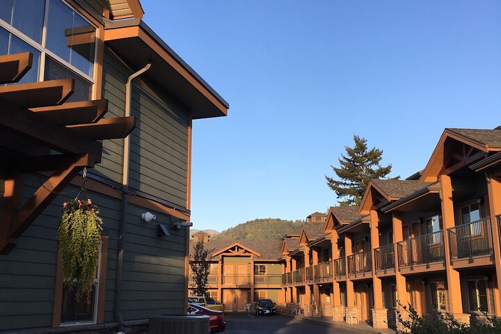 Vedder River Inn