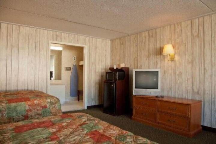 Room 9 of 41