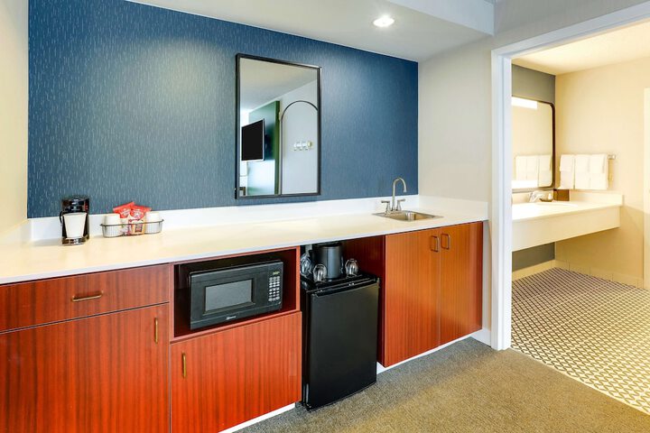 Sonesta Select San Francisco Airport Oyster Point Waterfront