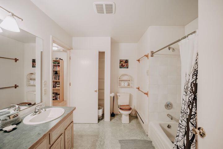 Room 21 of 23