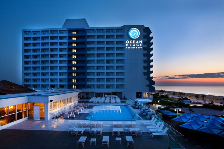 Hotel 2 of 48