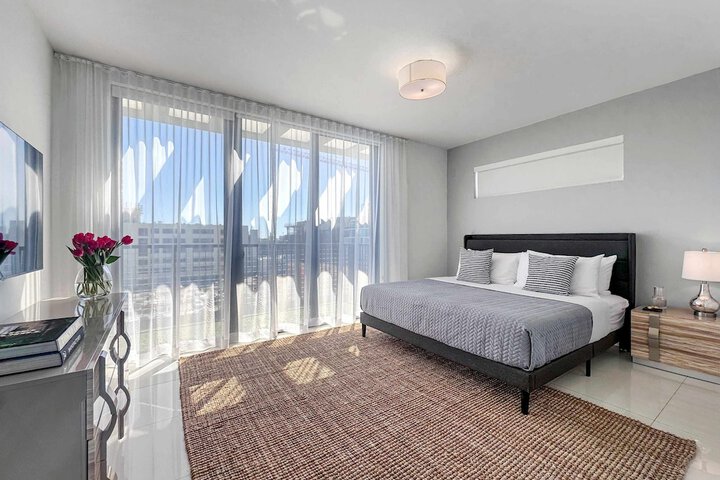 Bay Breeze Premium Apartments by Eskape Collection