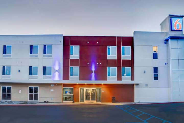 Hotel 3 of 35