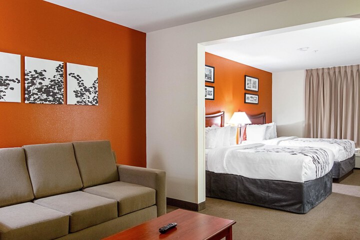 Room 35 of 52