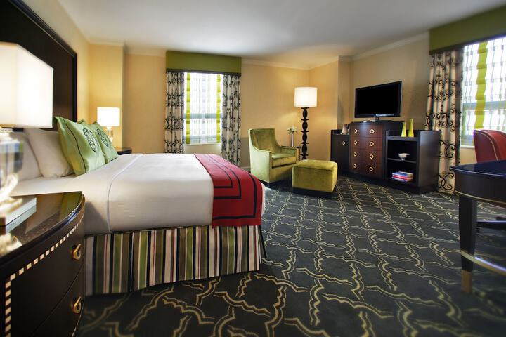Room 40 of 87