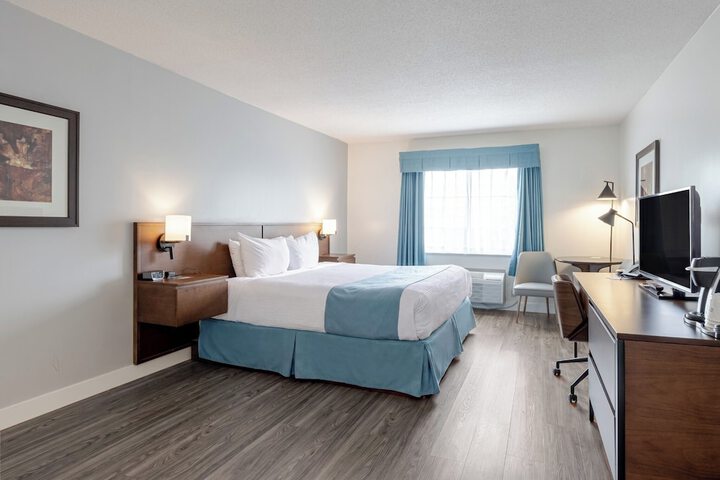 Ramada by Wyndham Surrey / Langley