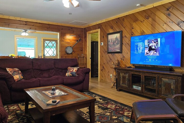 Yellow Creek Cabin