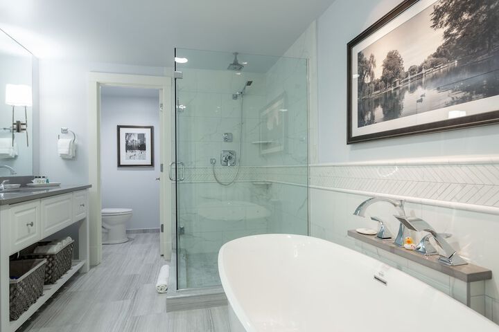 Room 10 of 41