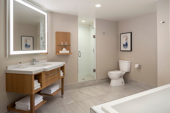 Delta Hotels by Marriott Saskatoon Downtown