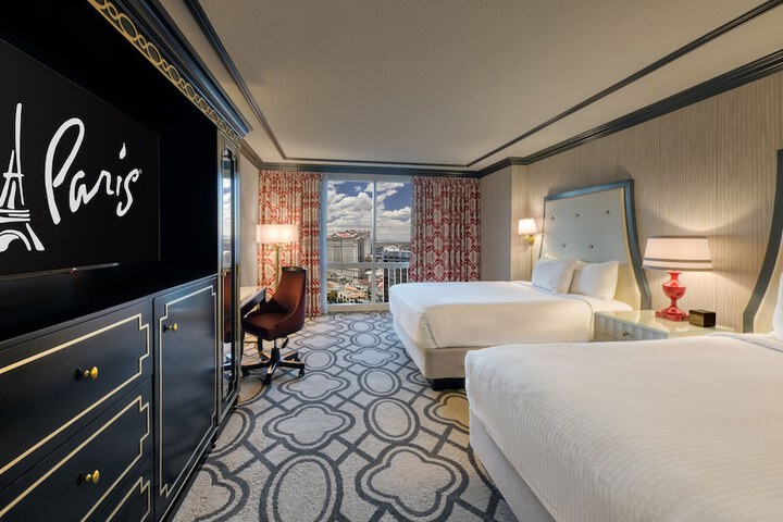 Room 44 of 126