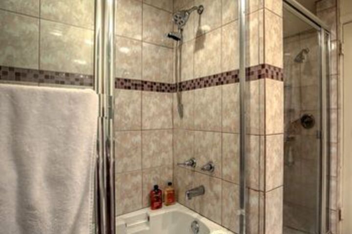 Modern 3Br Malibu Condo Pool Ocean Views Minutes to Beaches by RedAwni