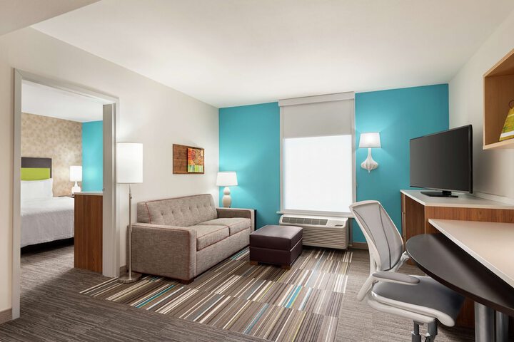 Home2 Suites by Hilton Woodbridge Potomac Mills