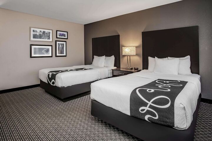Room 28 of 44