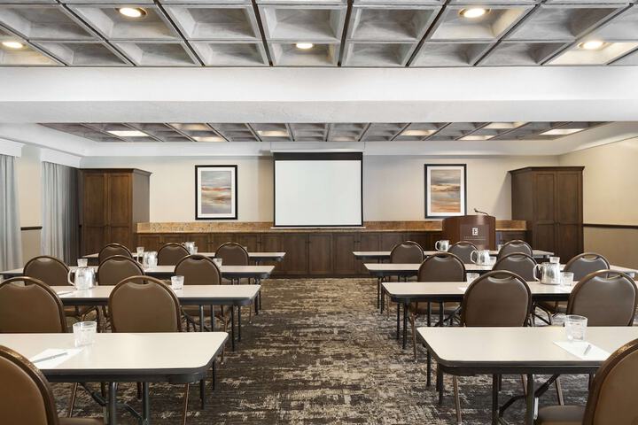Embassy Suites by Hilton Lompoc Central Coast