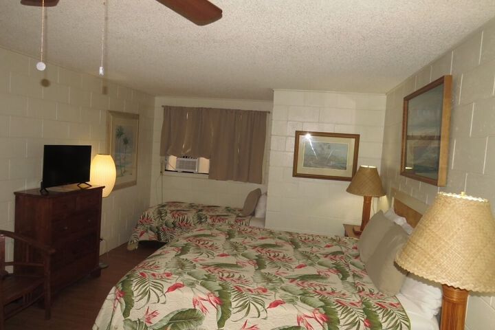 Room 170 of 218