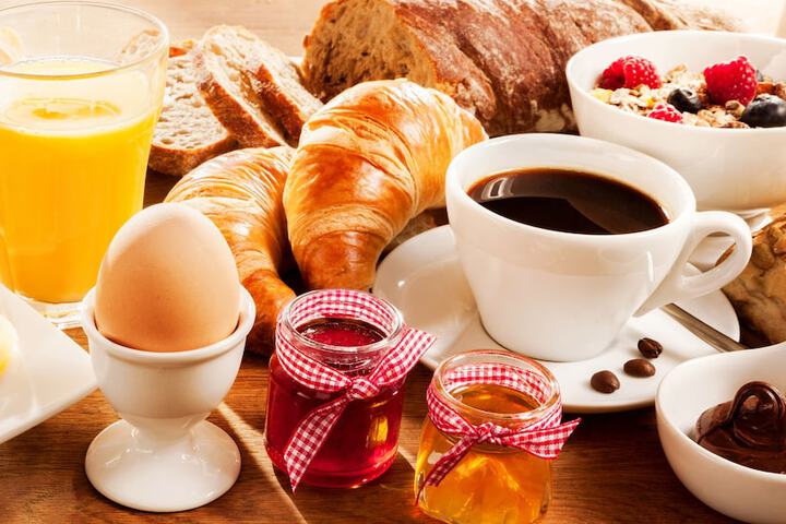 Breakfast/Coffee Service 63 of 70