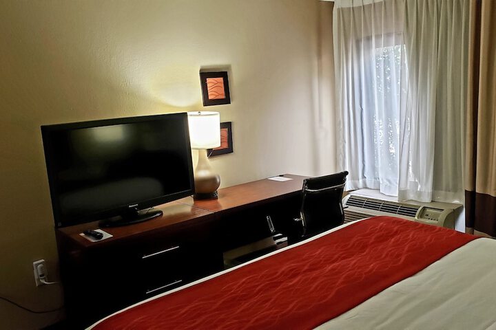 Room 26 of 60